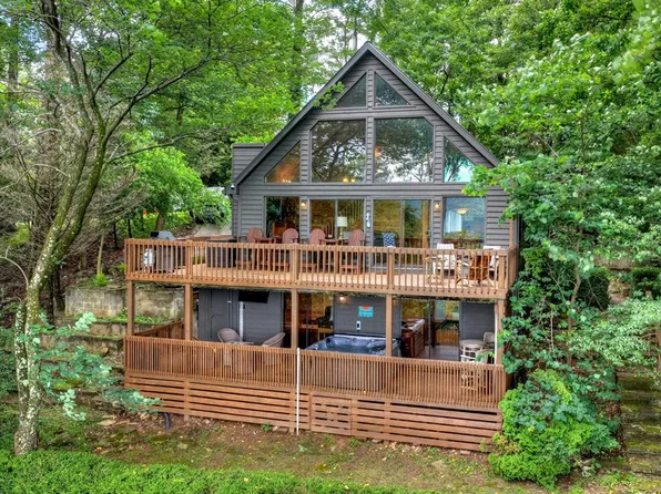 161 Walnut Rdg, Ellijay, GA 30536