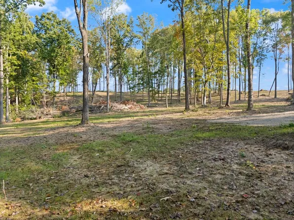 3 Summer Ln, Albany, KY 42602