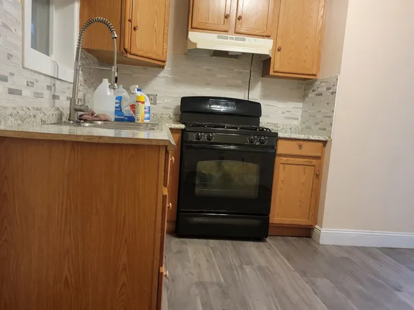 174 W Green St, Nanticoke, PA 18634