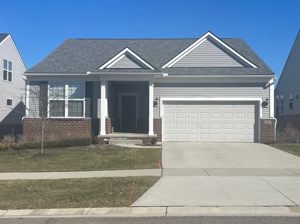 1352 Nuthatch Ln, Lake Orion, MI 48360