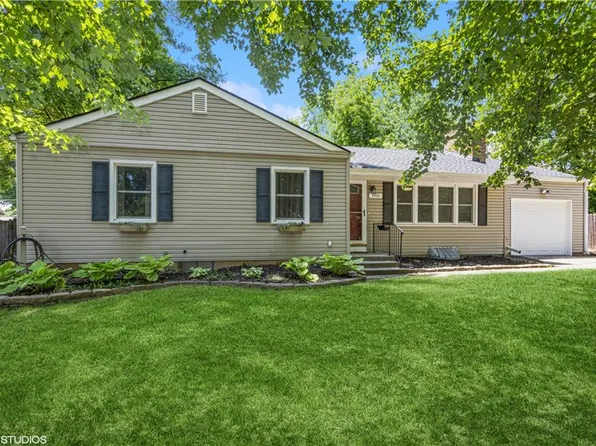 1916 Harvard Ave, Independence, MO 64052