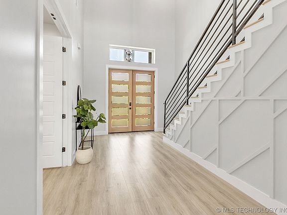 4th image of 28590 E 73rd St S