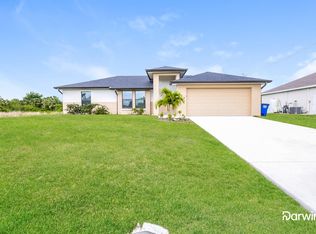 524 Lone Star Ln, Lehigh Acres, FL 33974