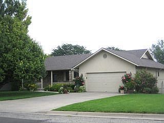 2nd image of 911 Marsha Ln