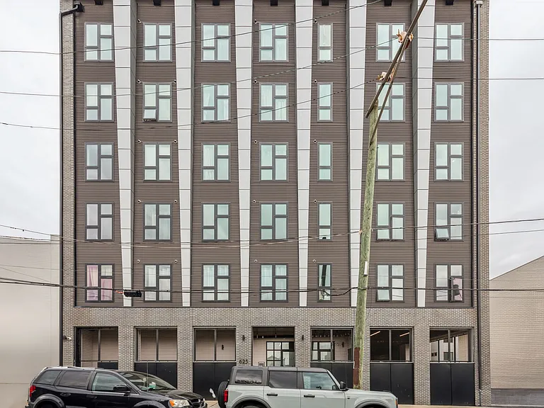 The Ryley Apartments — Photo 44