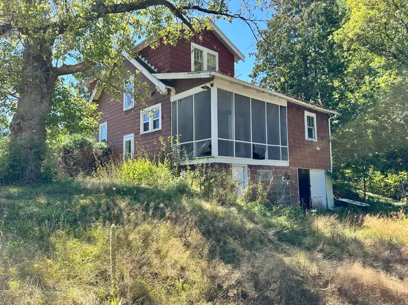 164 State Route 374, Cadyville, NY 12918