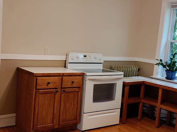 Health-friendly, electric stove
