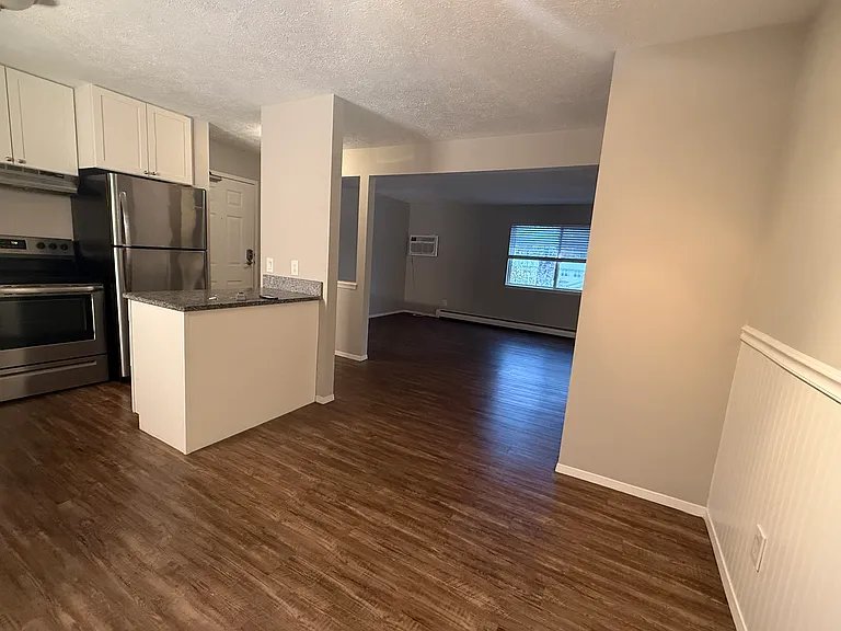 The Tides 1510 Veterans Dr — Photo 70