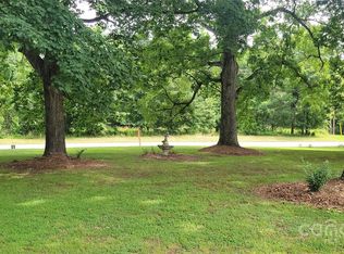 2208 Morehead Rd, Charlotte, NC 28262