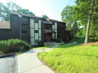 76 Highwood Dr #1, Franklin, MA 02038