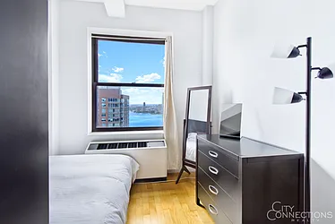 Rented by City Connections Realty