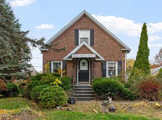 42 Collins Pl, Albany, NY 12208