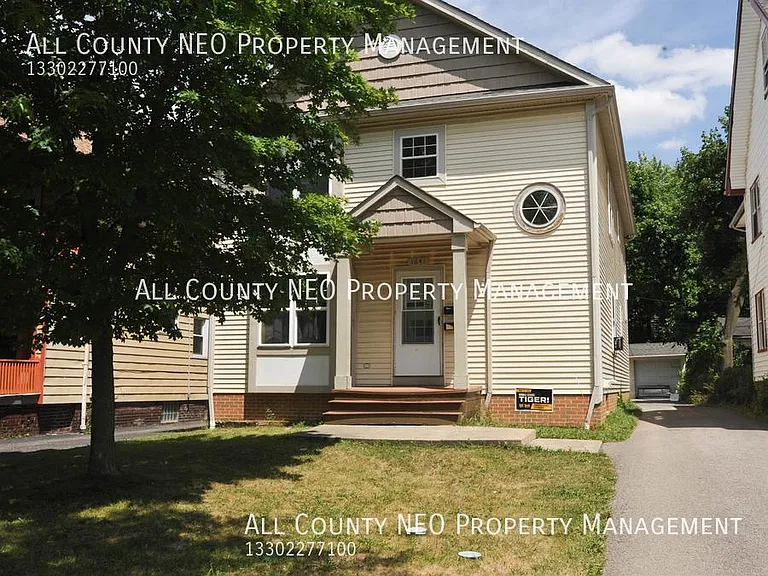 1641 Coventry Rd #UP — Photo 2