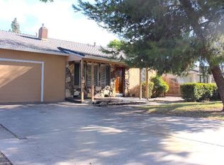 1960 W South Tuxedo Ave, Stockton, CA 95204