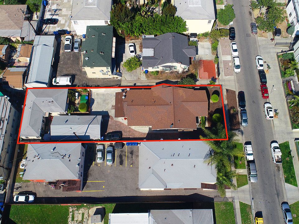 1st image of 923 N Ardmore Ave
