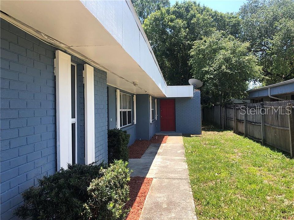 1st image of 3369 Barnsdale Dr APT B