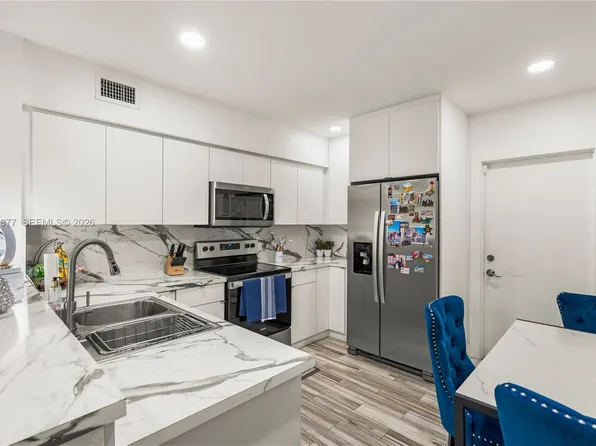 17365 SW 95th Ave #17365, Palmetto Bay, FL 33157