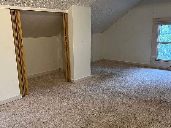 5th image of 202 Grand Ave #14184025