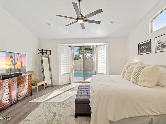 4th image of 6419 E PARADISE Lane