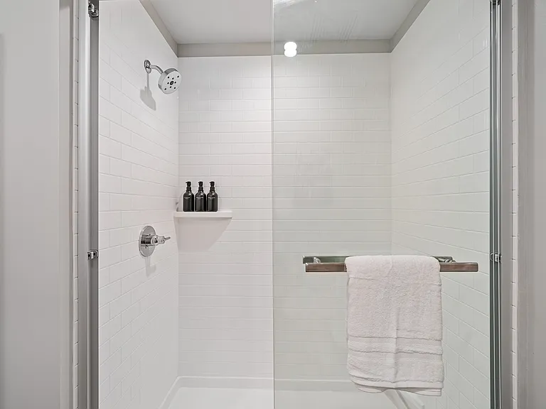110 W Beall St #407 — Photo 15