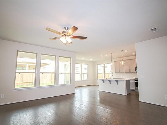 4th image of 3403 Knights Hill Ct