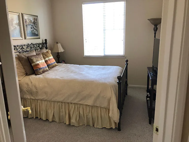 Woodcrest Dr — Photo 9