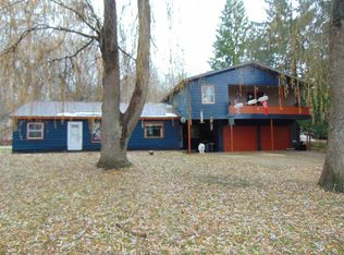 5526 Cherry Ln, Petoskey, MI 49770