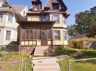 1928 N 33rd St, Milwaukee, WI 53208