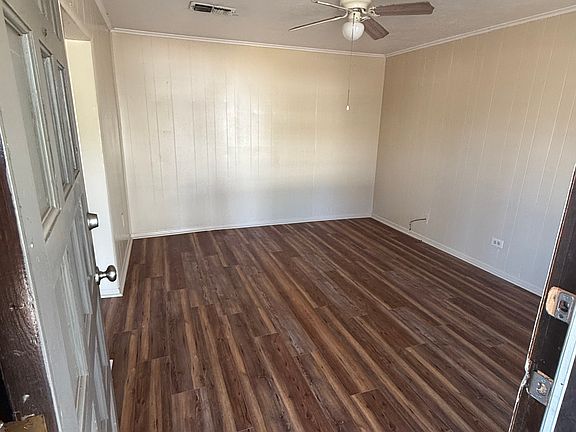 4th image of 805 SW 17th St