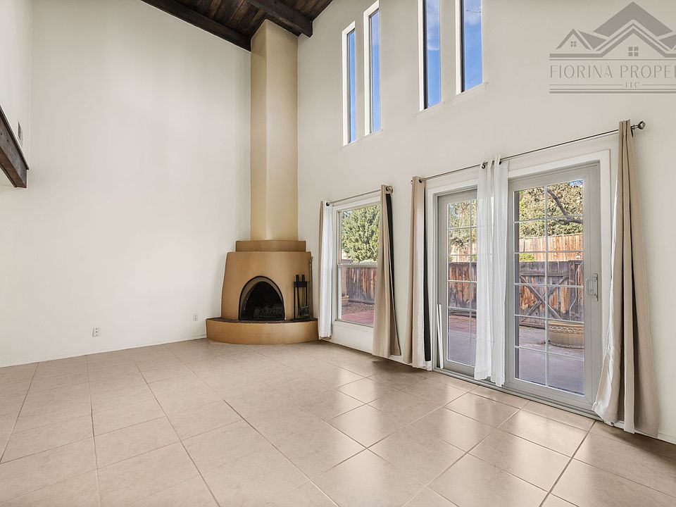 1st image of 3161 Plaza Blanca