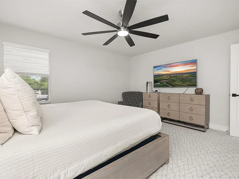 663 Charrice Pl — Photo 35