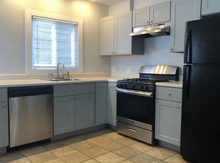 1927 Jackson Ave APT 1, Evanston, IL 60201