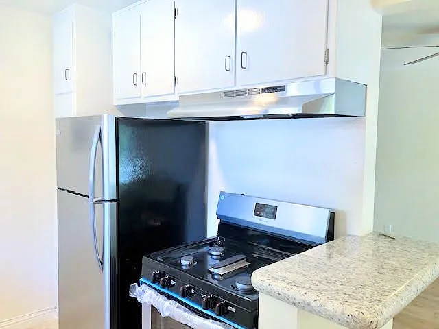1 bed, 1.0 bath, 400 sqft, $1,895 — Photo 4