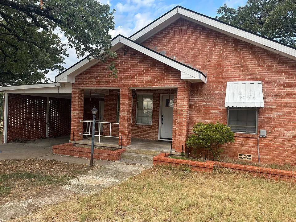857 Salt Creek Rd
