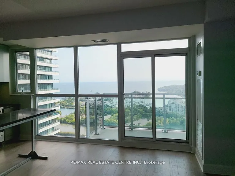 33 Shore Breeze Dr #3011 — Photo 22