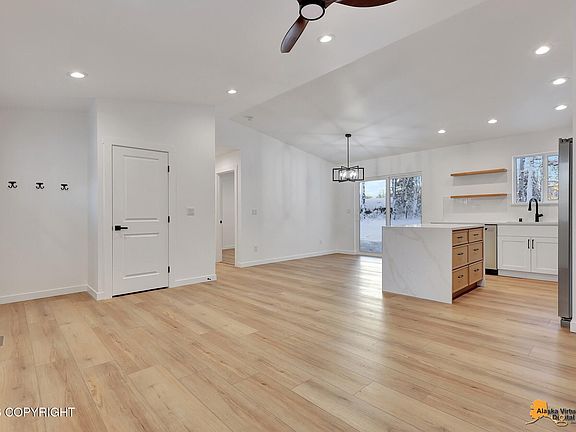 3rd image of 3597 S Dawn Lake Dr