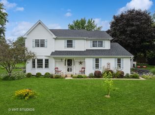 1810 W Hunters Ln, Spring Grove, IL 60081