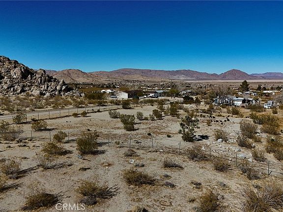 3rd image of 728 Red Butte Rd #29