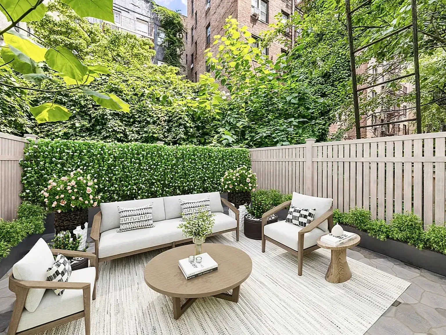 331 East 65th Street — Photo 4