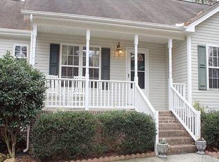165 Beaver Ridge Dr, Youngsville, NC 27596