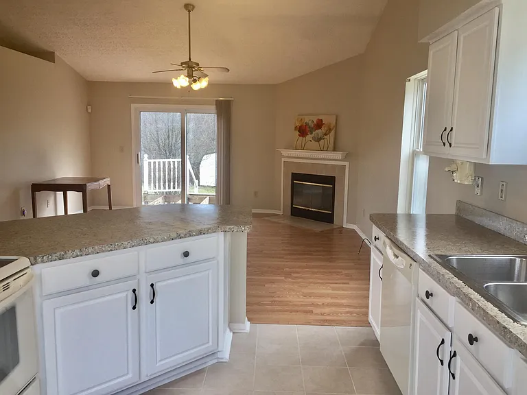 2864 Creith Ct — Photo 3