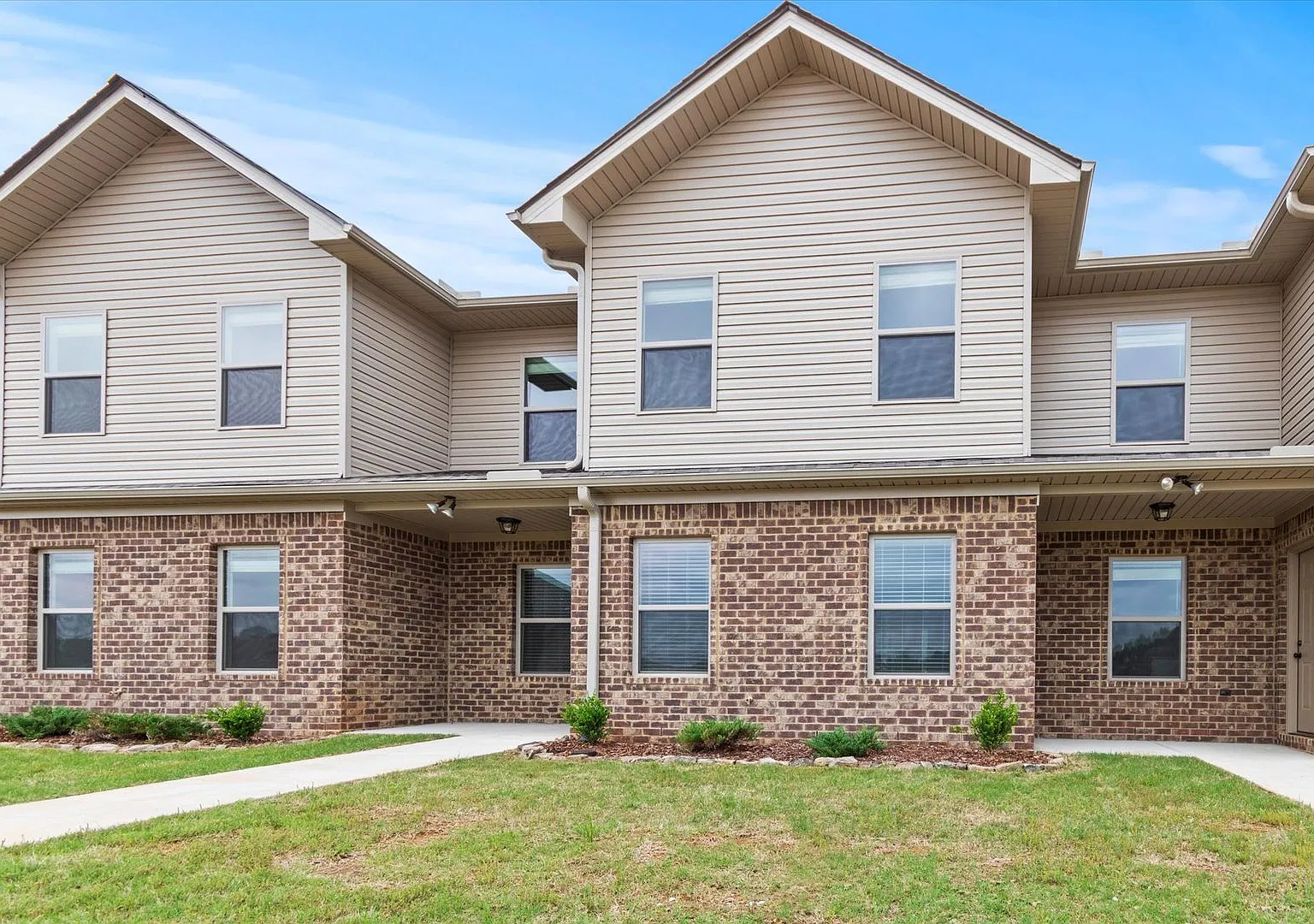 New Townhome! — Photo 4