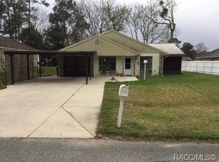 21616 SW Honeysuckle St, Dunnellon, FL 34431