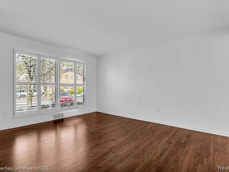 1035 N Old Woodward Ave #5 — Photo 5