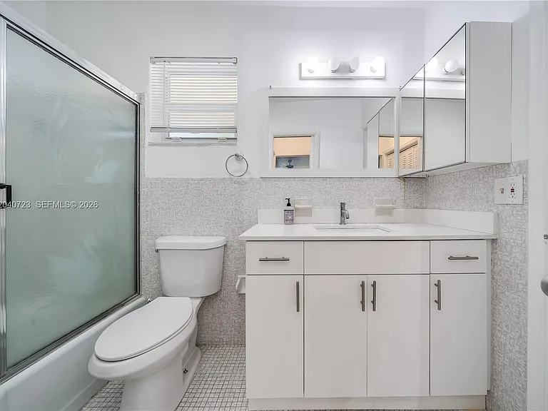 2880 NE 203rd St #34B — Photo 8
