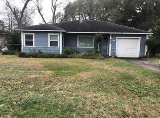 2001 Woodrow Dr, Port Arthur, TX 77642