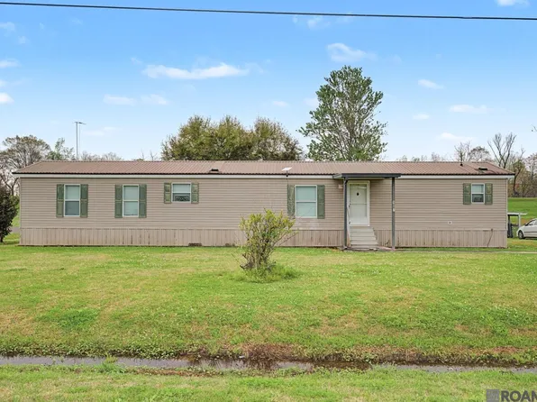 107 Tristen Ln, Krotz Springs, LA 70750