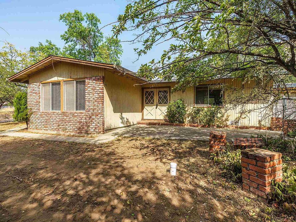 1st image of 19649 Peaceful Oak Ct