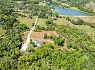 18847 Honeysuckle Rd, Council Bluffs, IA 51503