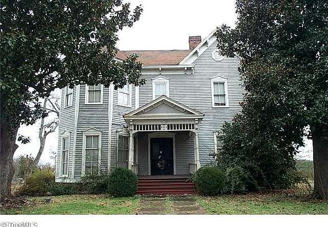 1st image of 631 N Boundary St